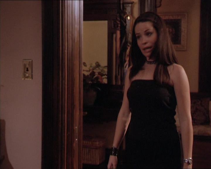 Charmed-Online-dot-214PardonMtPast0340.jpg