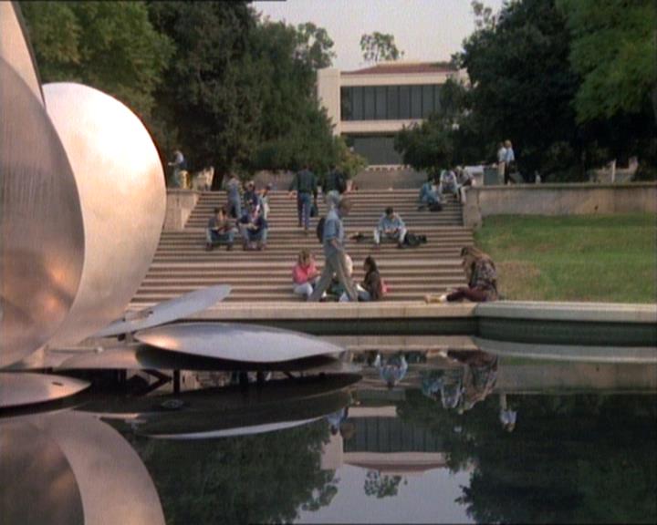 Charmed-Online-dot-214PardonMtPast0394.jpg