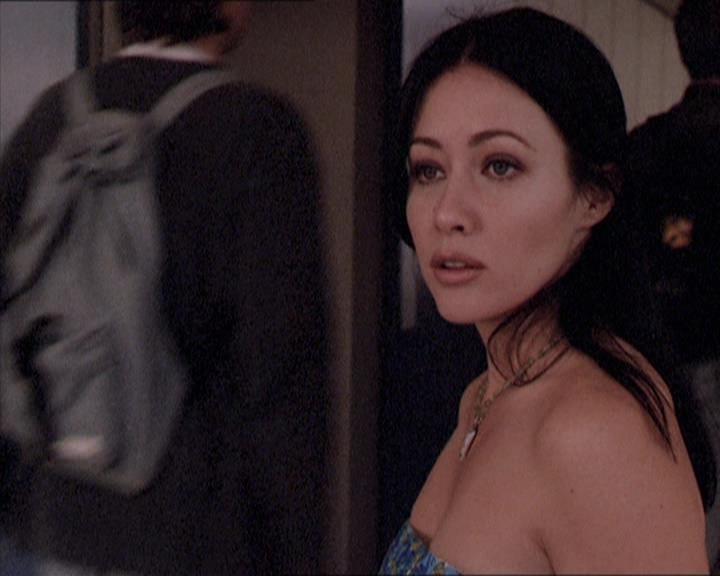 Charmed-Online-dot-214PardonMtPast0443.jpg