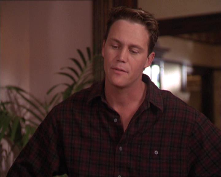 Charmed-Online-dot-214PardonMtPast0605.jpg