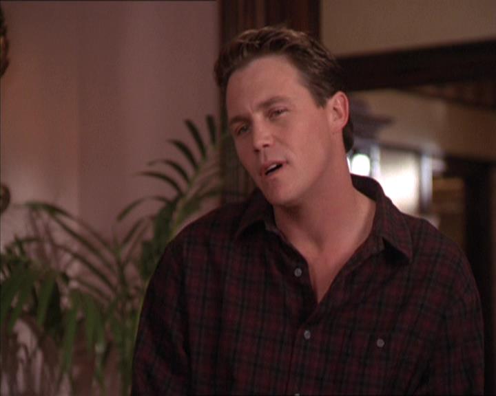 Charmed-Online-dot-214PardonMtPast0613.jpg