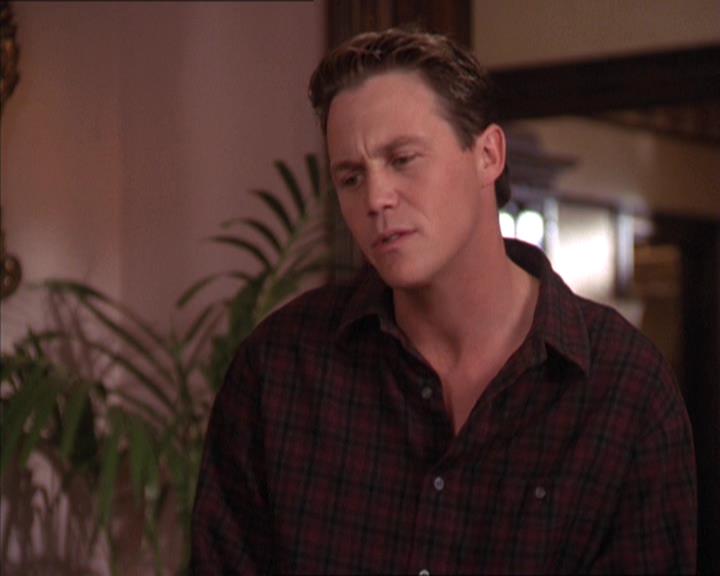 Charmed-Online-dot-214PardonMtPast0615.jpg