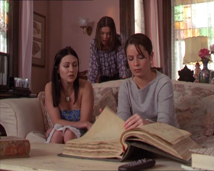 Charmed-Online-dot-214PardonMtPast0626.jpg