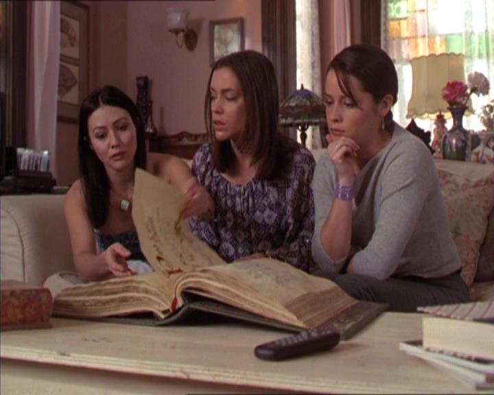 Charmed-Online-dot-214PardonMtPast0650.jpg