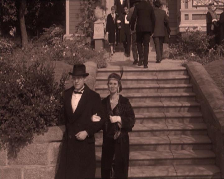 Charmed-Online-dot-214PardonMtPast0707.jpg