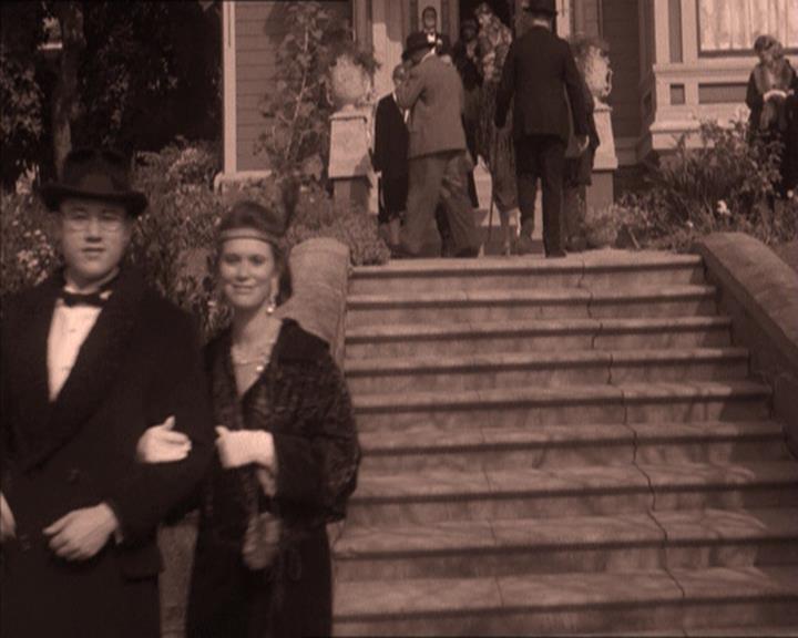 Charmed-Online-dot-214PardonMtPast0708.jpg