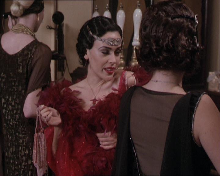 Charmed-Online-dot-214PardonMtPast0801.jpg