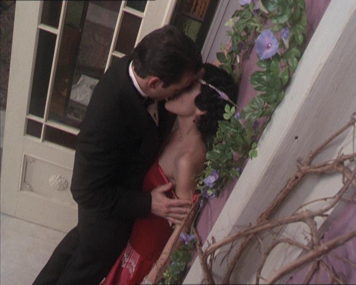 Charmed-Online-dot-214PardonMtPast0909.jpg
