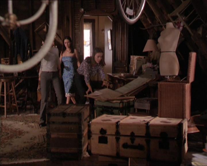Charmed-Online-dot-214PardonMtPast0985.jpg
