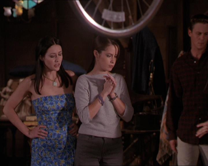Charmed-Online-dot-214PardonMtPast0996.jpg