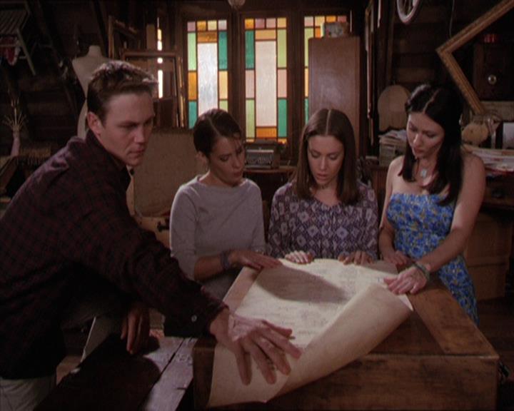 Charmed-Online-dot-214PardonMtPast1109.jpg