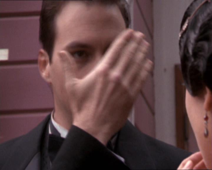 Charmed-Online-dot-214PardonMtPast1379.jpg