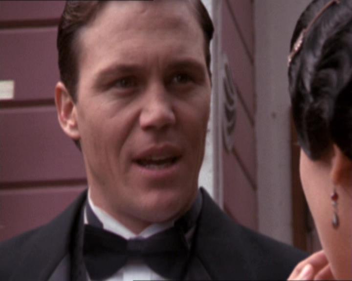 Charmed-Online-dot-214PardonMtPast1380.jpg