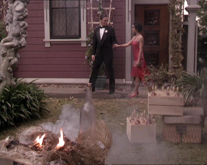 Charmed-Online-dot-214PardonMtPast1385.jpg