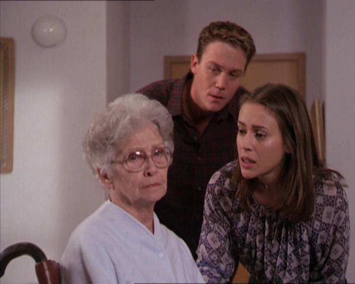 Charmed-Online-dot-214PardonMtPast1750.jpg