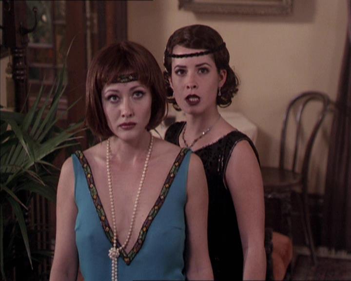 Charmed-Online-dot-214PardonMtPast2001.jpg
