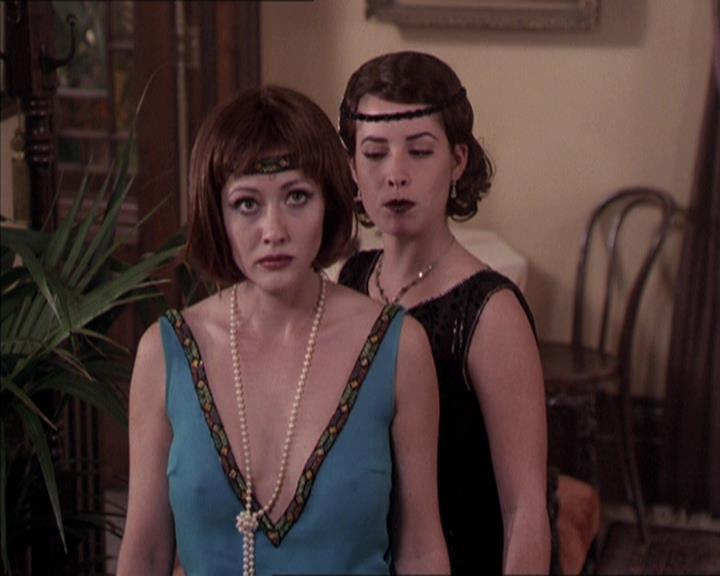 Charmed-Online-dot-214PardonMtPast2002.jpg