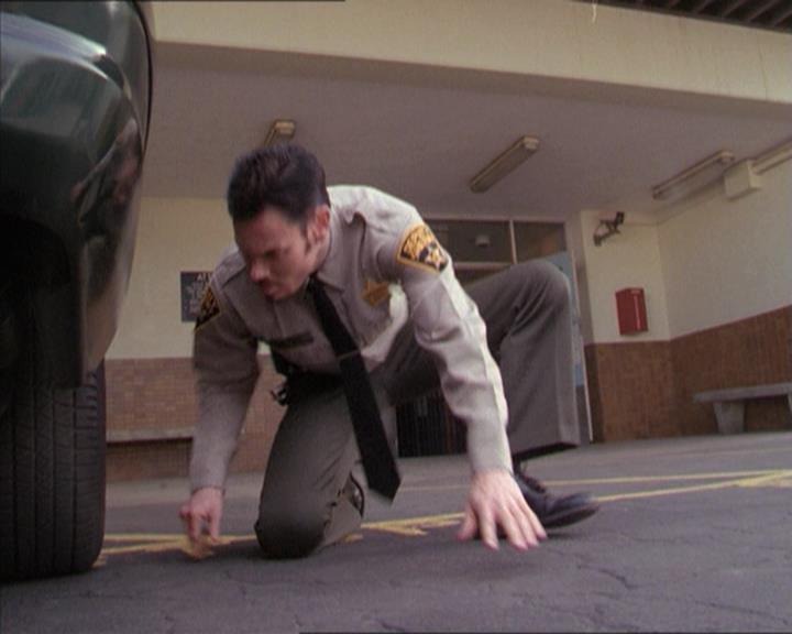 Charmed-Online-dot-215GiveMeASign0083.jpg Charmed-Online-dot-215GiveMeASign0083.jpg