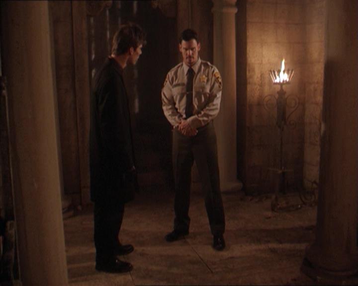 Charmed-Online-dot-215GiveMeASign0712.jpg