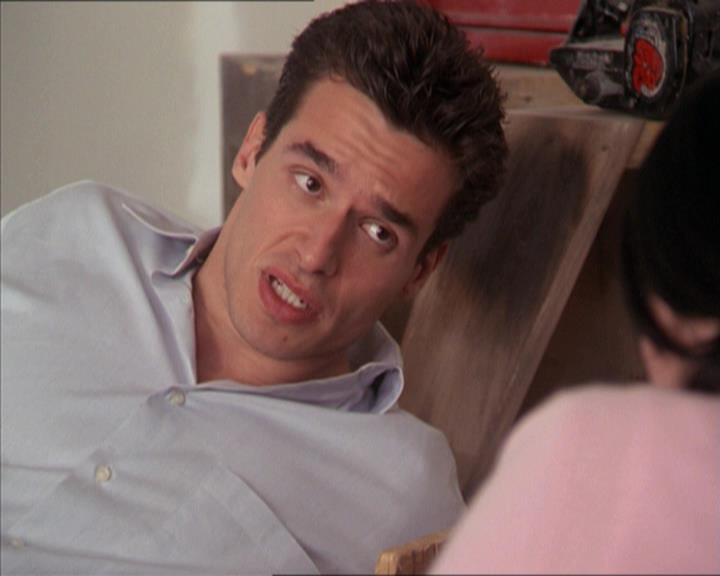 Charmed-Online-dot-215GiveMeASign1043.jpg