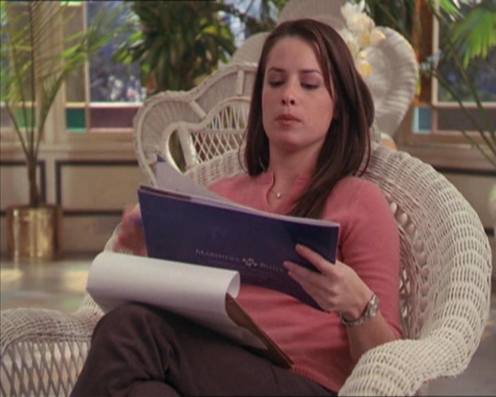 Charmed-Online-dot-215GiveMeASign1248.jpg