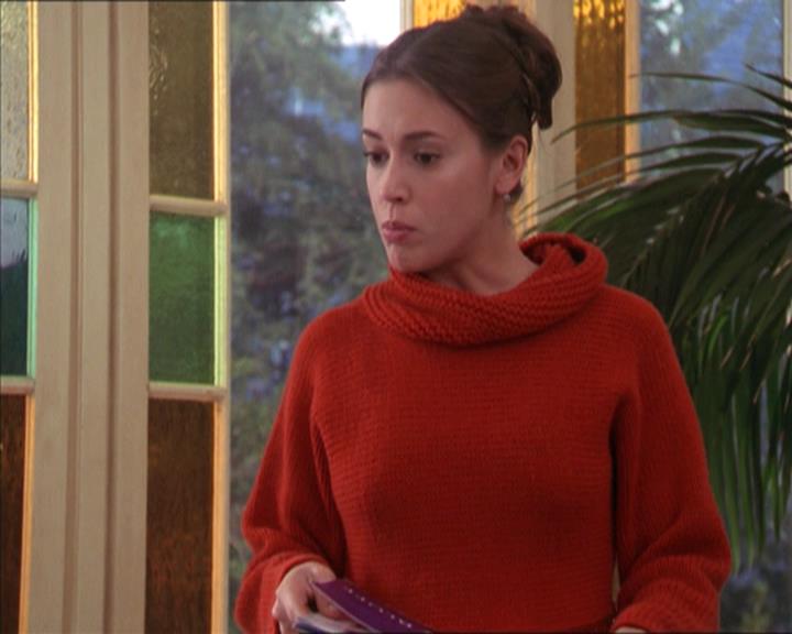 Charmed-Online-dot-215GiveMeASign1265.jpg