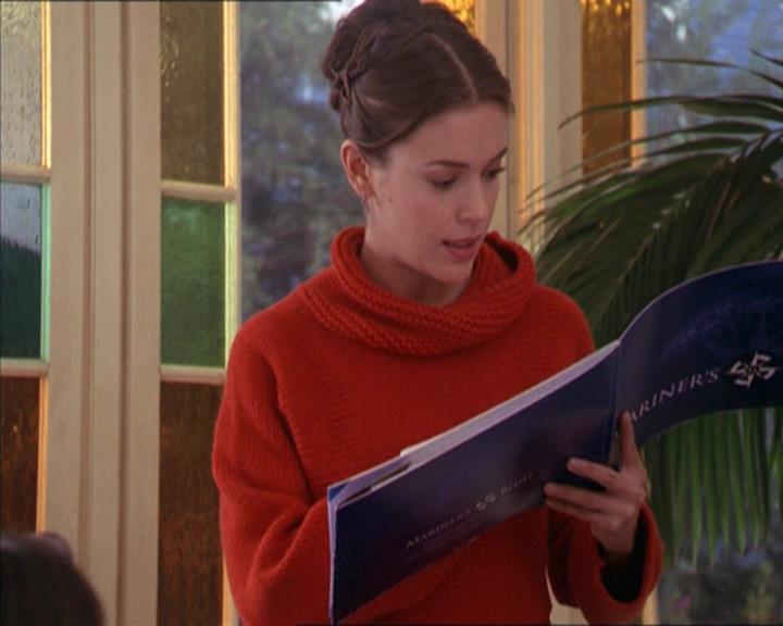 Charmed-Online-dot-215GiveMeASign1297.jpg