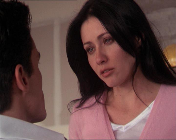 Charmed-Online-dot-215GiveMeASign1350.jpg