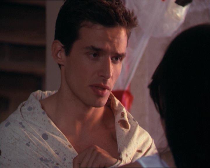 Charmed-Online-dot-215GiveMeASign1550.jpg