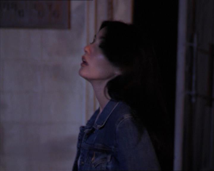 Charmed-Online-dot-215GiveMeASign2030.jpg