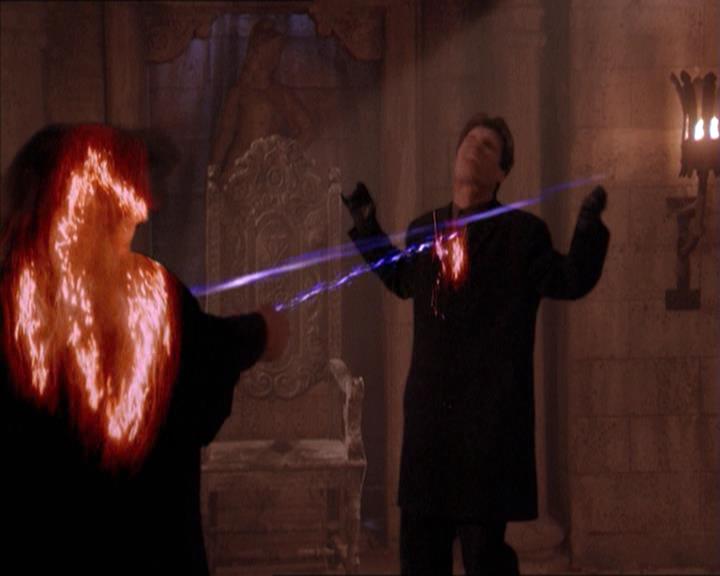 Charmed-Online-dot-215GiveMeASign2159.jpg