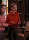 Charmed-Online-dot-215GiveMeASign0980.jpg