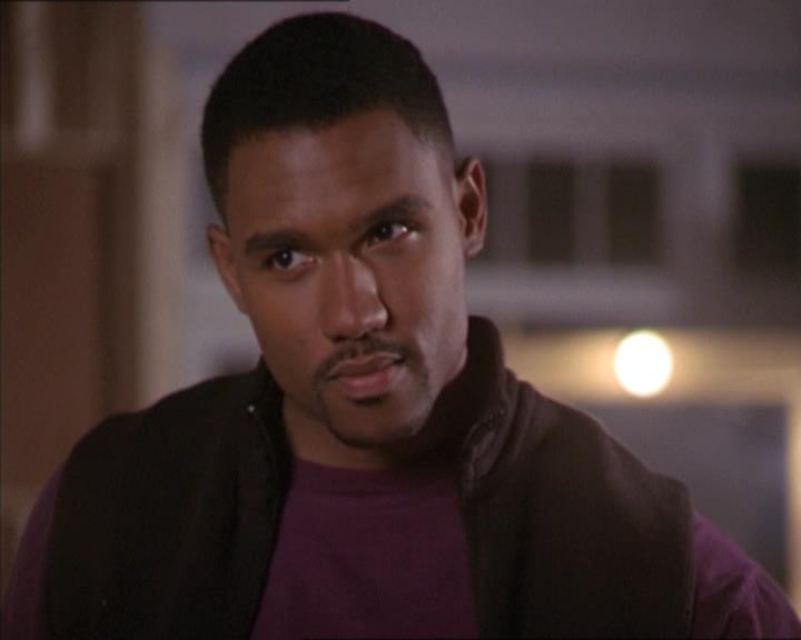 Charmed-Online-dot-216MurphysLuck0095.jpg