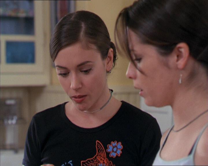 Charmed-Online-dot-216MurphysLuck0357.jpg