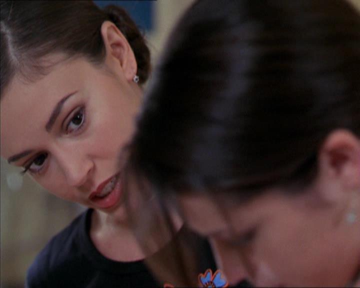Charmed-Online-dot-216MurphysLuck0376.jpg