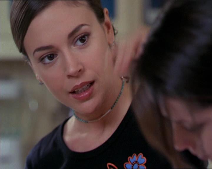 Charmed-Online-dot-216MurphysLuck0378.jpg