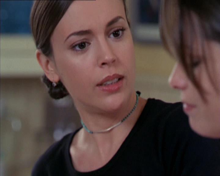 Charmed-Online-dot-216MurphysLuck0386.jpg