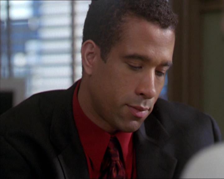 Charmed-Online-dot-216MurphysLuck0464.jpg