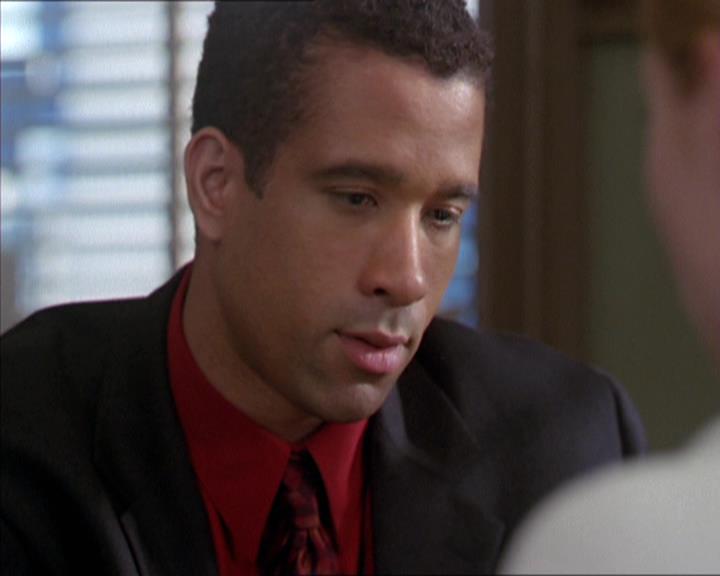 Charmed-Online-dot-216MurphysLuck0467.jpg