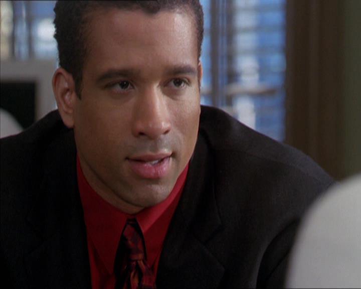 Charmed-Online-dot-216MurphysLuck0493.jpg