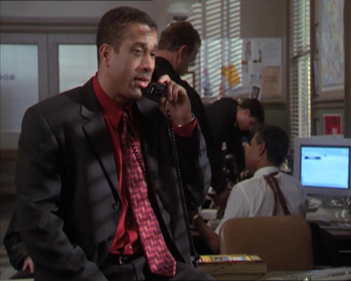 Charmed-Online-dot-216MurphysLuck0543.jpg