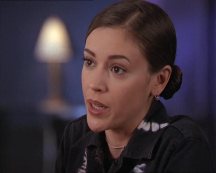 Charmed-Online-dot-216MurphysLuck1025.jpg