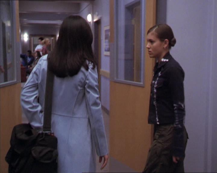 Charmed-Online-dot-216MurphysLuck1155.jpg