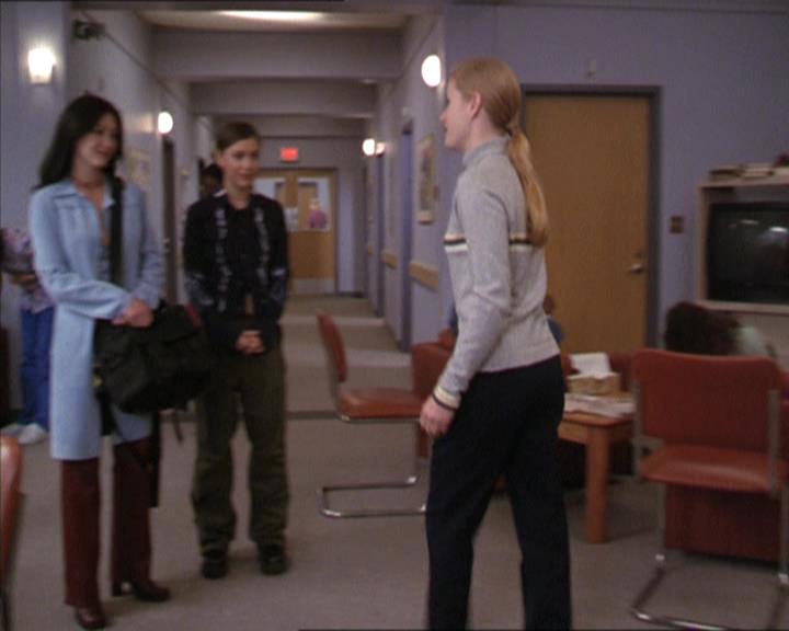 Charmed-Online-dot-216MurphysLuck1175.jpg