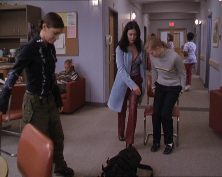 Charmed-Online-dot-216MurphysLuck1255.jpg
