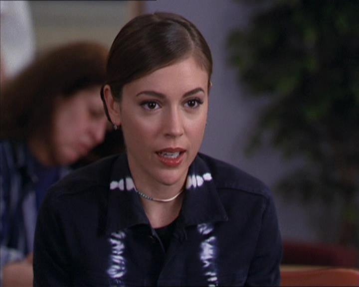 Charmed-Online-dot-216MurphysLuck1270.jpg