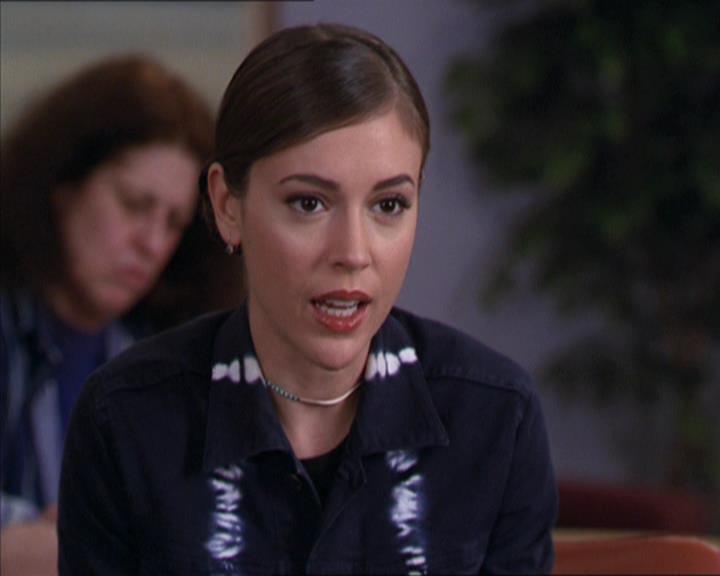 Charmed-Online-dot-216MurphysLuck1273.jpg