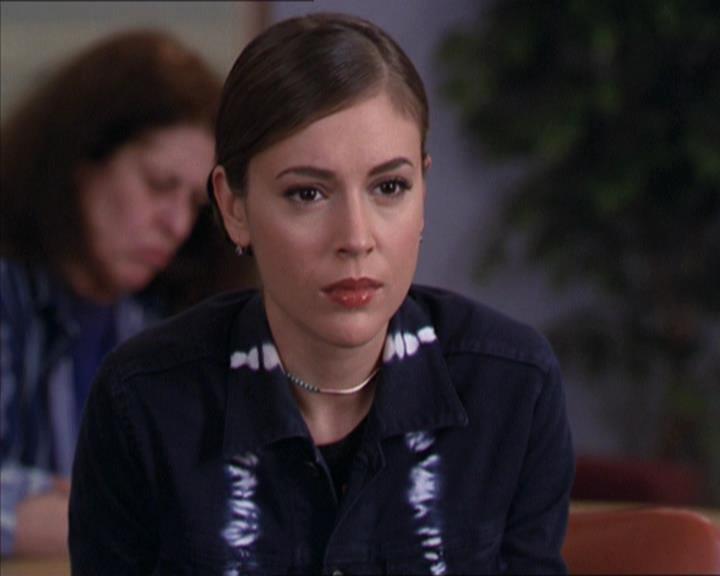 Charmed-Online-dot-216MurphysLuck1300.jpg