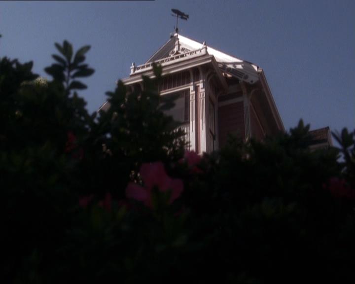 Charmed-Online-dot-216MurphysLuck1335.jpg
