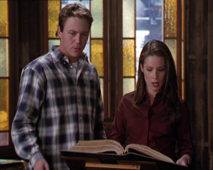 Charmed-Online-dot-216MurphysLuck1347.jpg